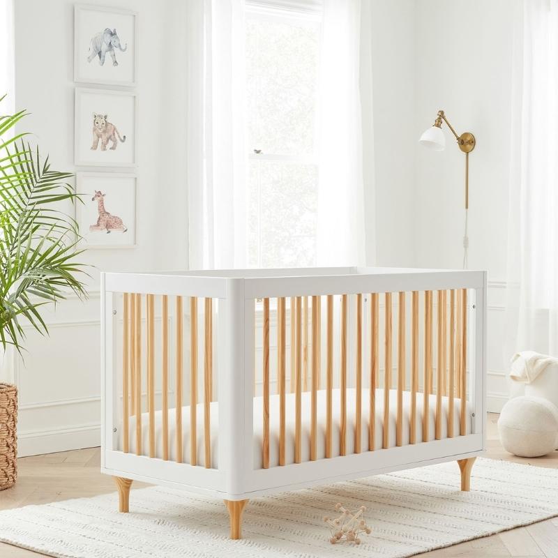 Multifunctional Europe Style Wooden Baby Crib in White and Natural Wood Color